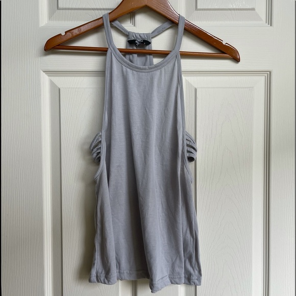 ZEAGOO Studio Yoga Tank w/Side Cut Out SMALL (T-007) - Picture 2 of 6